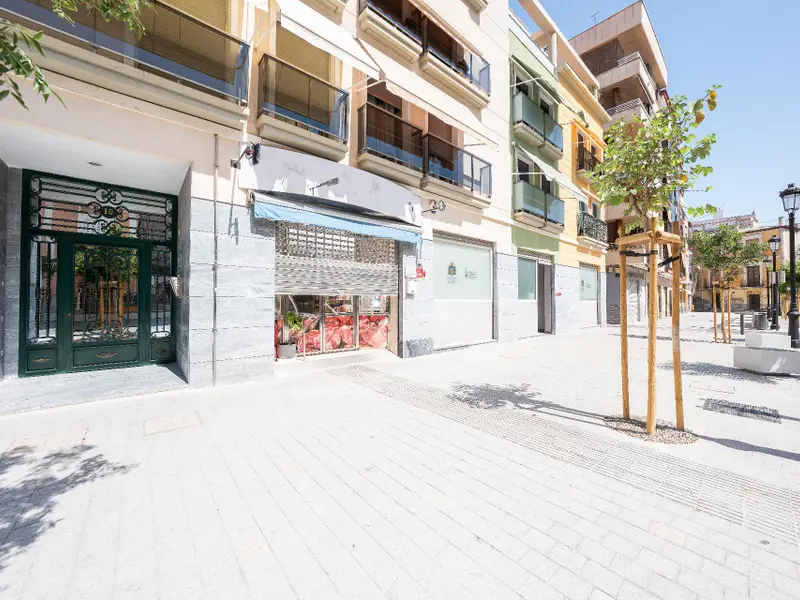 Local comercial en Orihuela, Costa Blanca — foto 1 de 7