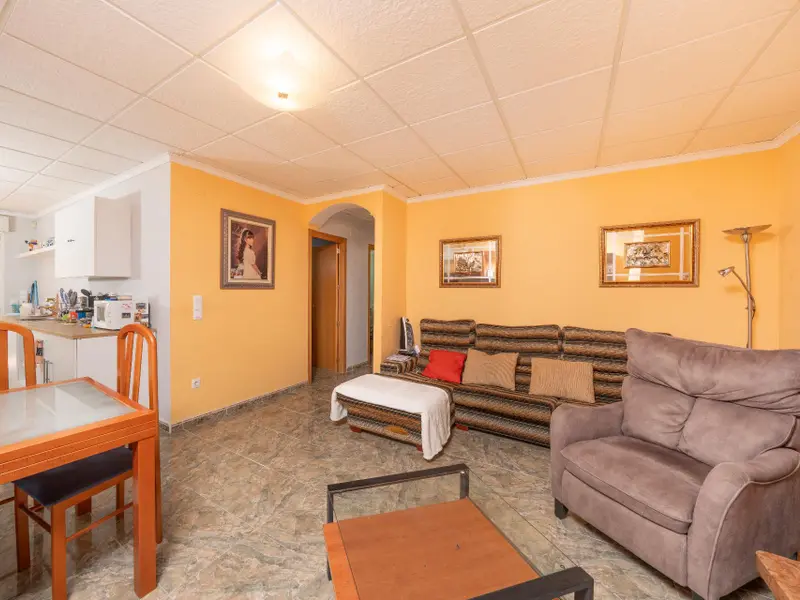 Local comercial de 4 dormitorios en Desconocido, Costa Blanca — foto 16 de 30