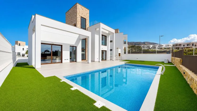 Villa de 5 dormitorios en Finestrat, Costa Blanca — foto 1 de 29