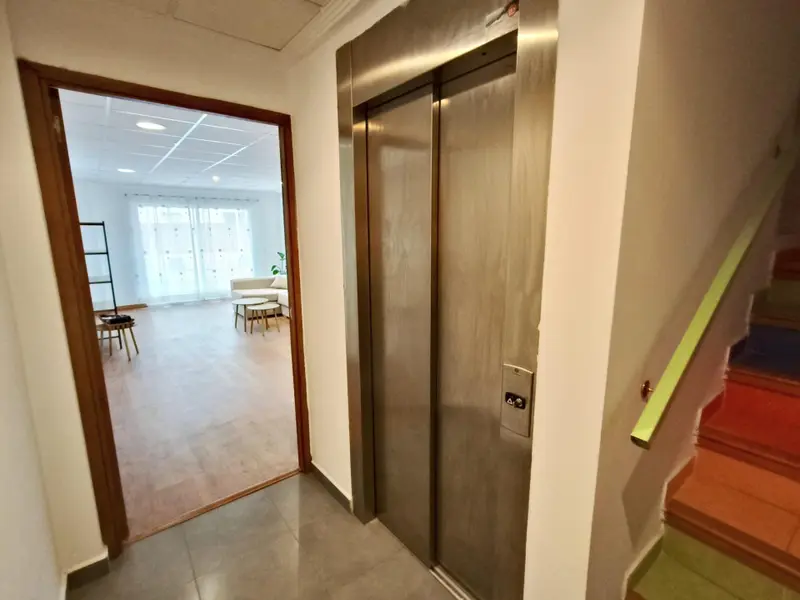 Local comercial de 4 dormitorios en Calpe, Costa Blanca — foto 16 de 18