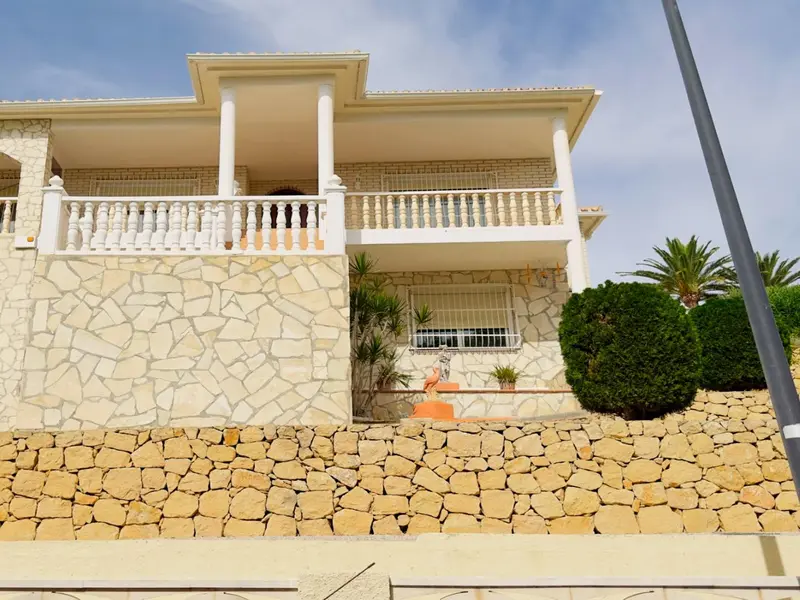 Вилла de 6 dormitorios en La Nucía, Costa Blanca — фото 16 из 29