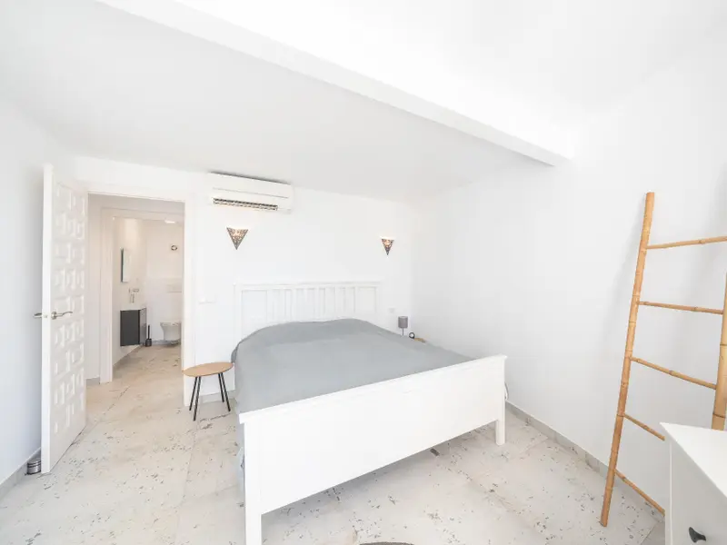 Villa de 4 dormitorios en Jávea, Costa Blanca — foto 22 de 30