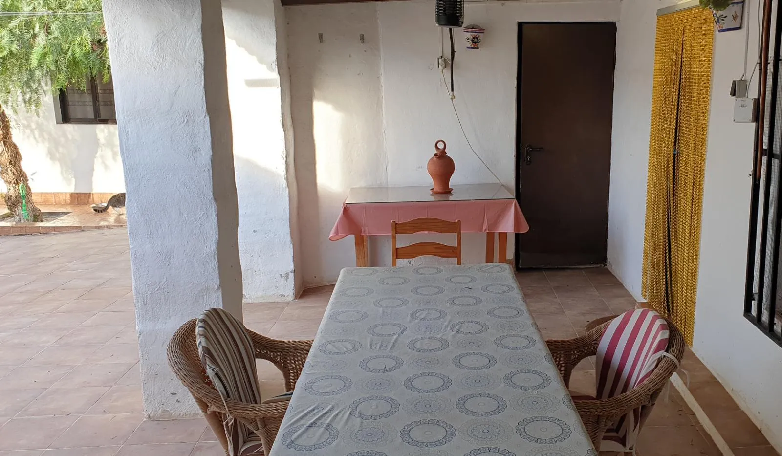 Villa de 2 dormitorios en Aspe, Costa Blanca — foto 1 de 25