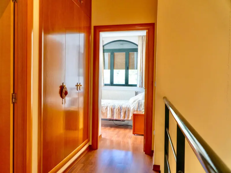 Casa de campo de 5 dormitorios en Desconocido, Costa Blanca — foto 23 de 30