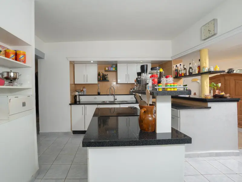 Villa de 4 dormitorios en Benissa, Costa Blanca — foto 20 de 30