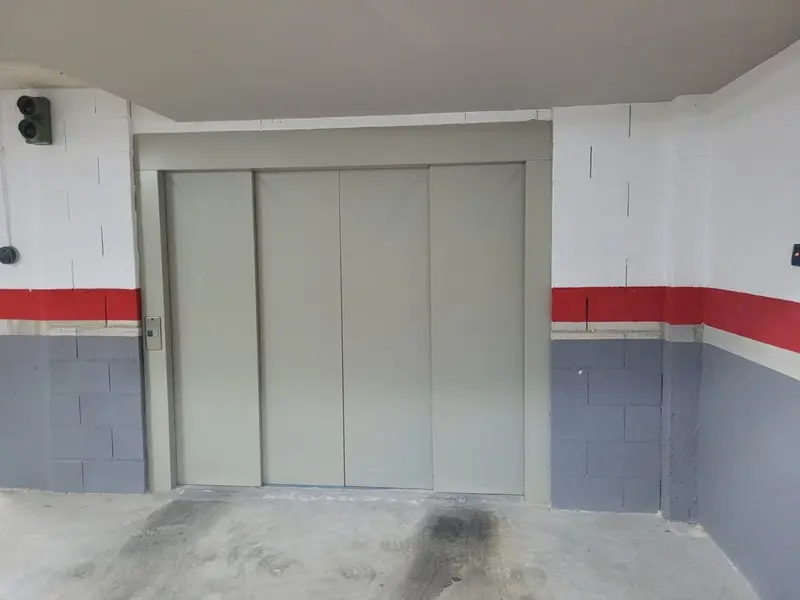 Garaje en Alicante, Costa Blanca — foto 3 de 10