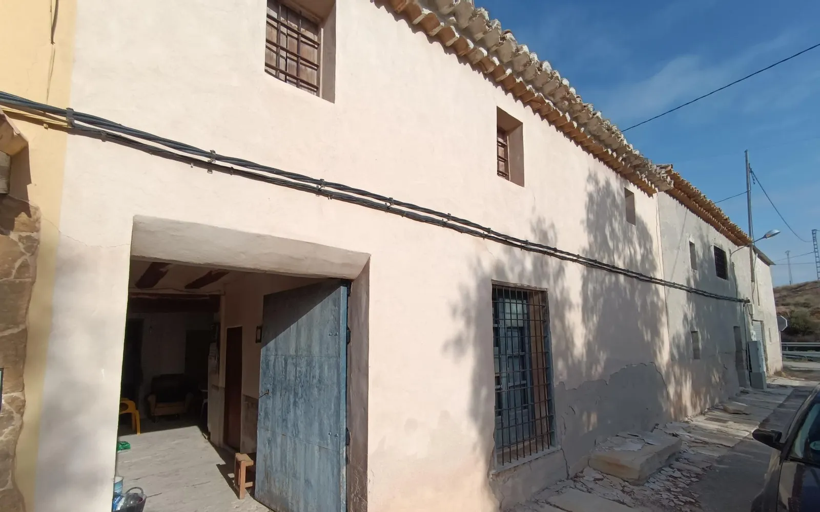 Villa de 7 dormitorios en Pinoso, Costa Blanca — foto 1 de 19