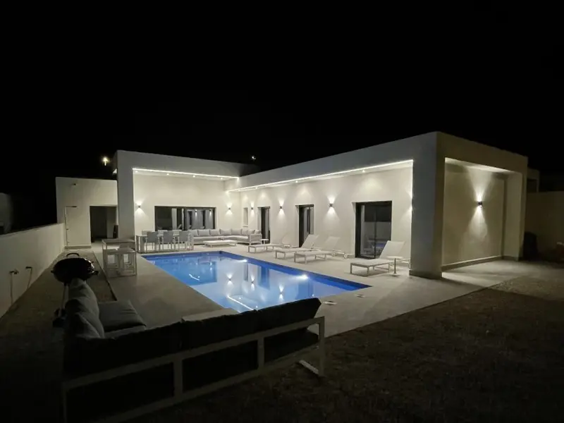 Villa de 3 dormitorios en La Romana, Costa Blanca — foto 17 de 30