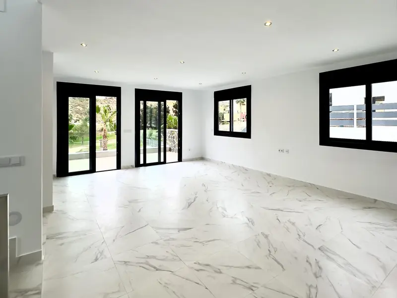 Villa de 4 dormitorios en Rojales, Costa Blanca — foto 19 de 30
