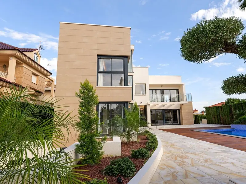 Villa mit 3 Schlafzimmern in Torrevieja, Costa Blanca — Foto 17 von 30