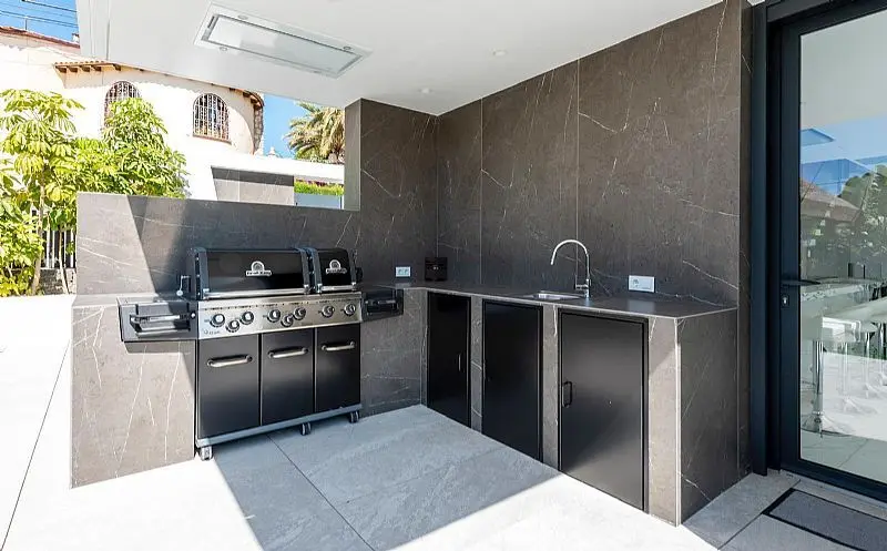 Villa de 4 dormitorios en Calpe, Costa Blanca — foto 8 de 30