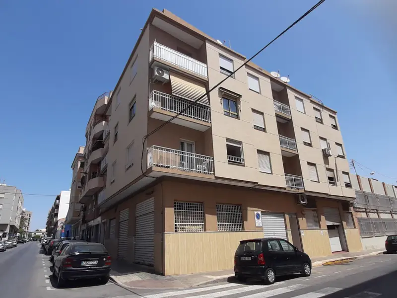 Local comercial en Elche, Costa Blanca