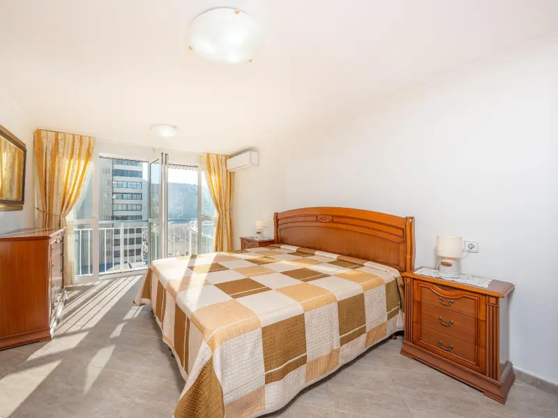 Apartamento de 2 dormitorios en Benidorm, Costa Blanca — foto 3 de 28