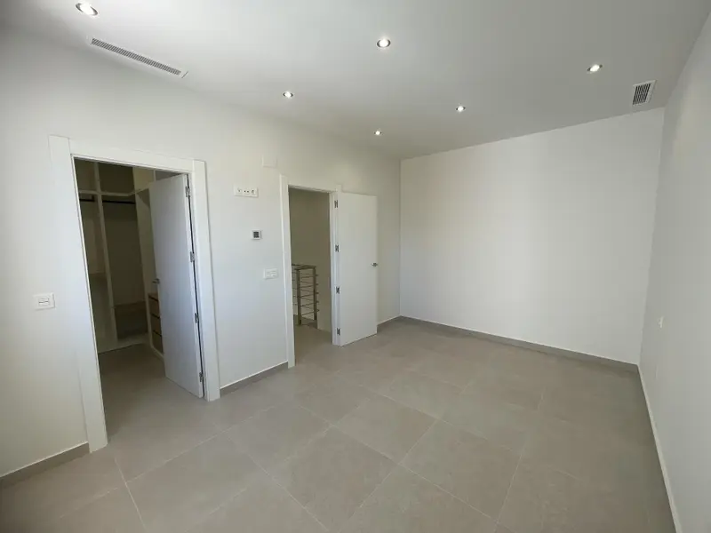 Villa de 3 dormitorios en Almoradí, Costa Blanca — foto 18 de 30