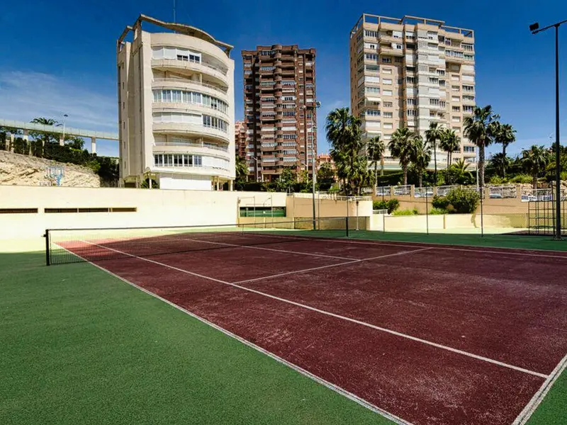 Ático de 3 dormitorios en Benidorm, Costa Blanca — foto 17 de 21