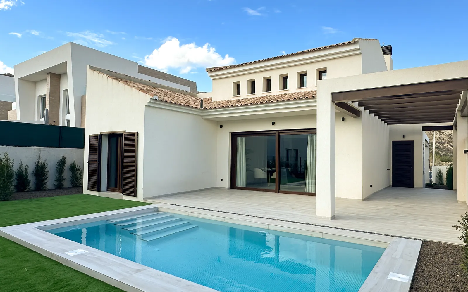 Chalet independiente de 3 dormitorios en Algorfa, Costa Blanca — foto 1 de 1