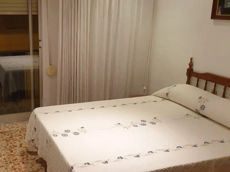 Apartamento de 4 dormitorios en Elche, Costa Blanca — foto 5 de 10