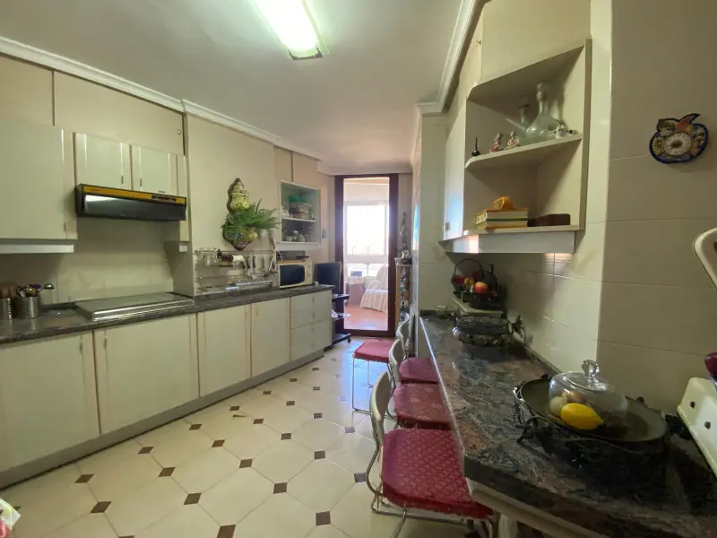 Apartamento de 4 dormitorios en Alicante, Costa Blanca — foto 8 de 30