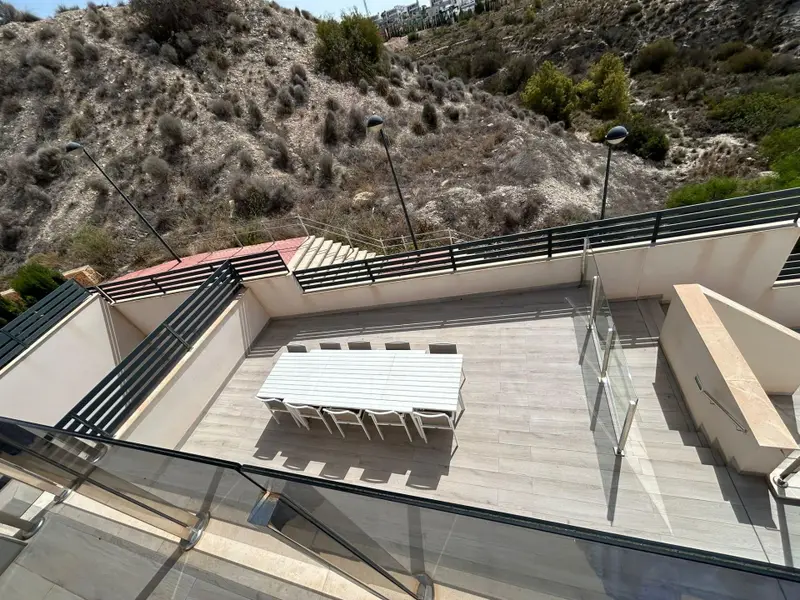 Villa de 5 dormitorios en Finestrat, Costa Blanca — foto 16 de 30