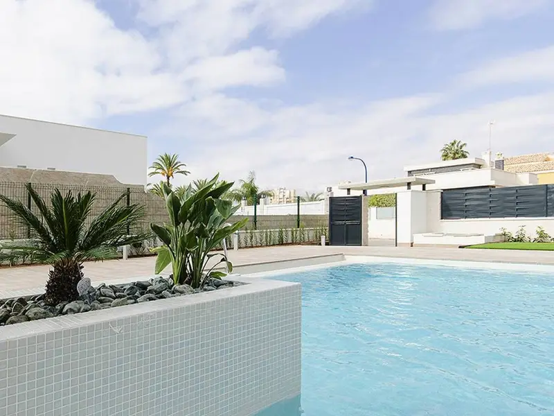 Villa de 3 dormitorios en Orihuela Costa, Costa Blanca — foto 18 de 30