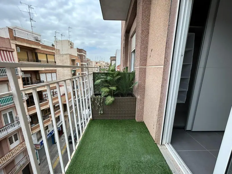 Apartment with 5 bedrooms in Elche, Costa Blanca — photo 2 of 12