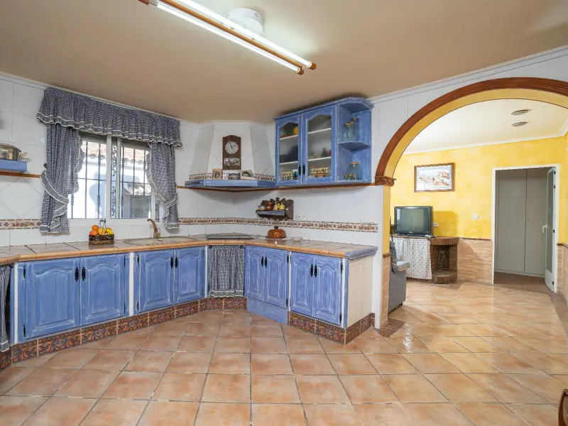 Villa with 3 bedrooms in Elche, Costa Blanca — photo 7 of 30