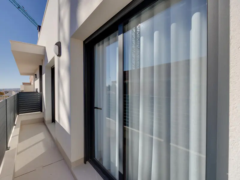 Villa with 3 bedrooms in Torrevieja, Costa Blanca — photo 2 of 30