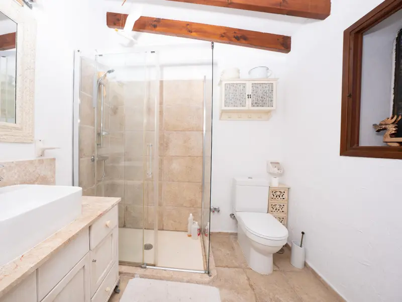 Villa de 4 dormitorios en El Campello, Costa Blanca — foto 12 de 30