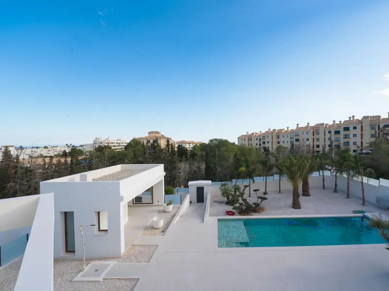 Villa de 4 dormitorios en Desconocido, Costa Blanca — foto 20 de 30