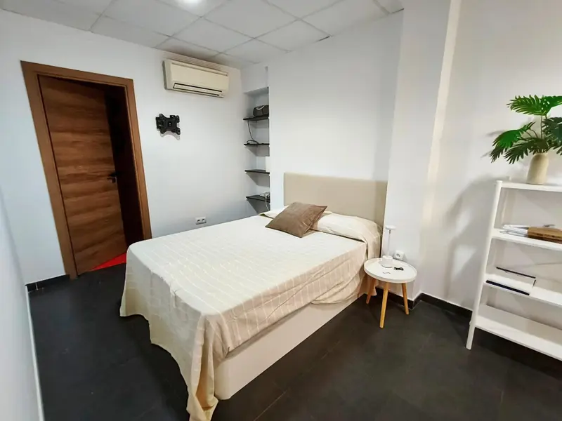 Local comercial de 4 dormitorios en Calpe, Costa Blanca — foto 9 de 18