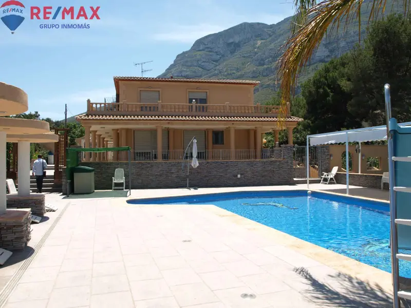 Villa de 11 dormitorios en Dénia, Costa Blanca — foto 30 de 30