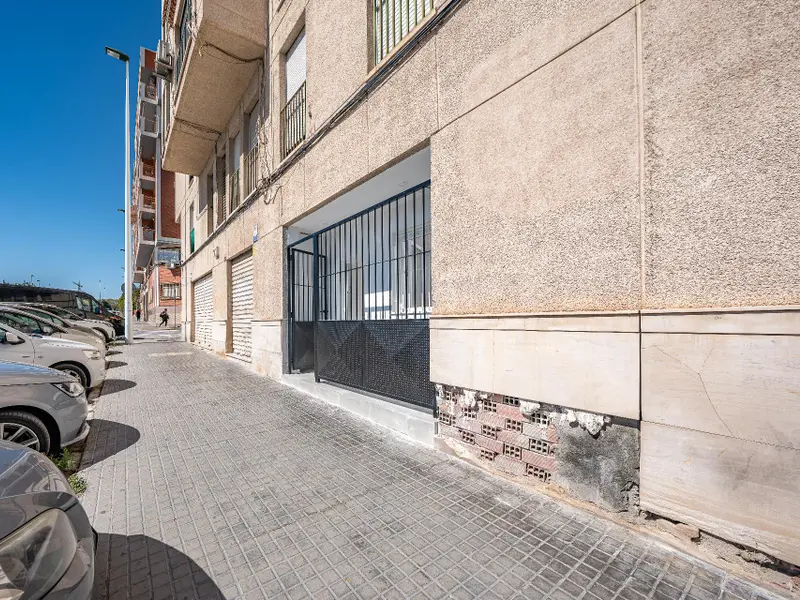 Комерційне приміщення у Elche, Коста-Бланка — фото 27 з 30
