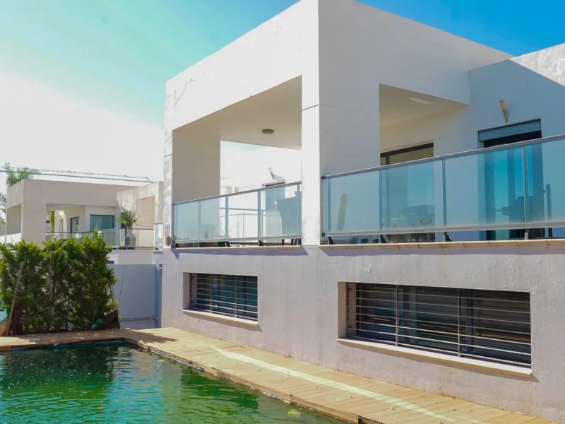Villa de 4 dormitorios en Polop, Costa Blanca — foto 1 de 30