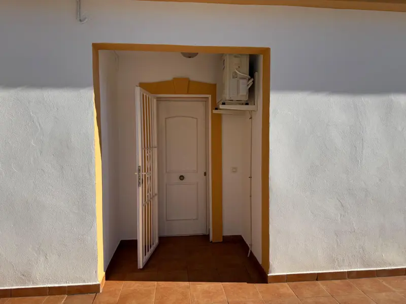 Villa de 4 dormitorios en Calpe, Costa Blanca — foto 18 de 28