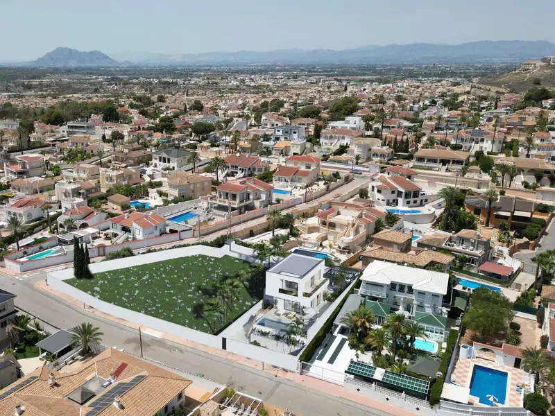 Villa de 3 dormitorios en Rojales, Costa Blanca — foto 28 de 30