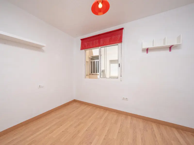 Apartamento de 3 dormitorios en Aspe, Costa Blanca — foto 12 de 27