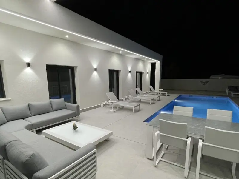 Villa de 3 dormitorios en La Romana, Costa Blanca — foto 28 de 30