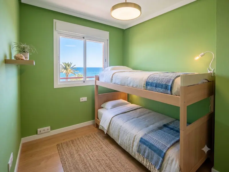 Apartamento de 2 dormitorios en Villajoyosa, Costa Blanca — foto 14 de 15