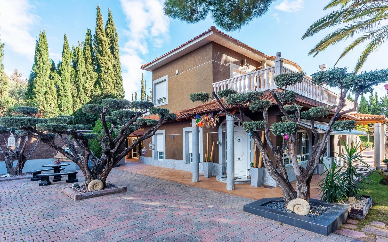 Villa de 5 dormitorios en Elda, Costa Blanca — foto 1 de 30