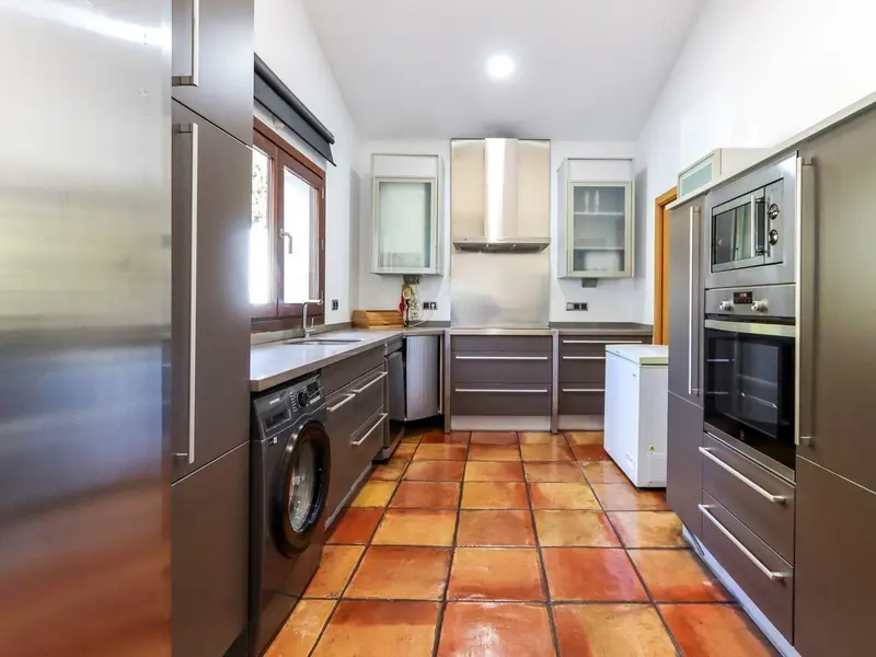 Villa with 5 bedrooms in Desconocido, Costa Blanca — photo 4 of 9