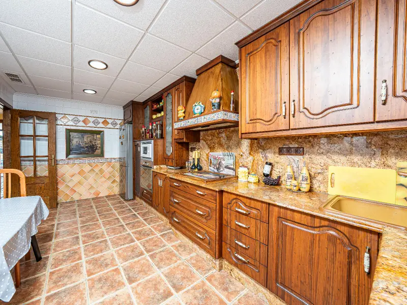 Villa de 7 dormitorios en Daya Nueva, Costa Blanca — foto 12 de 30