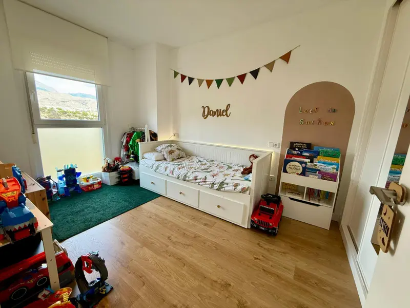 Apartamento de 3 dormitorios en Villajoyosa, Costa Blanca — foto 15 de 23
