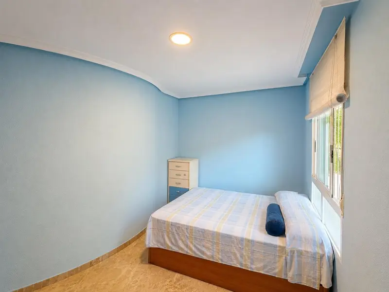 Apartamento de 3 dormitorios en Alicante, Costa Blanca — foto 7 de 21