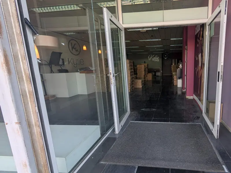 Local comercial en Elche, Costa Blanca — foto 21 de 23