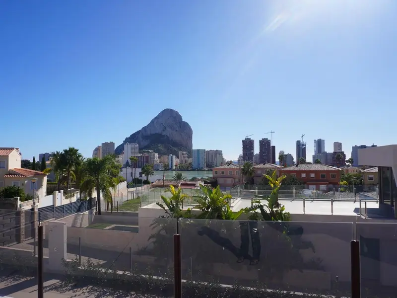 Вилла de 5 dormitorios en Calpe, Costa Blanca — фото 20 из 30
