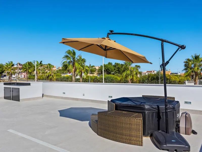 Villa de 3 dormitorios en Algorfa, Costa Blanca — foto 24 de 30