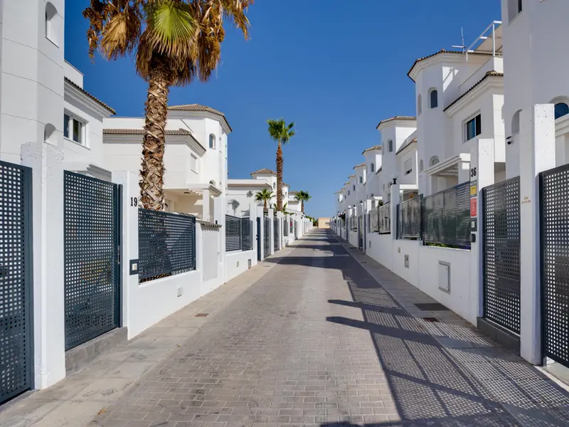 Villa with 3 bedrooms in San Fulgencio, Costa Blanca — photo 25 of 30