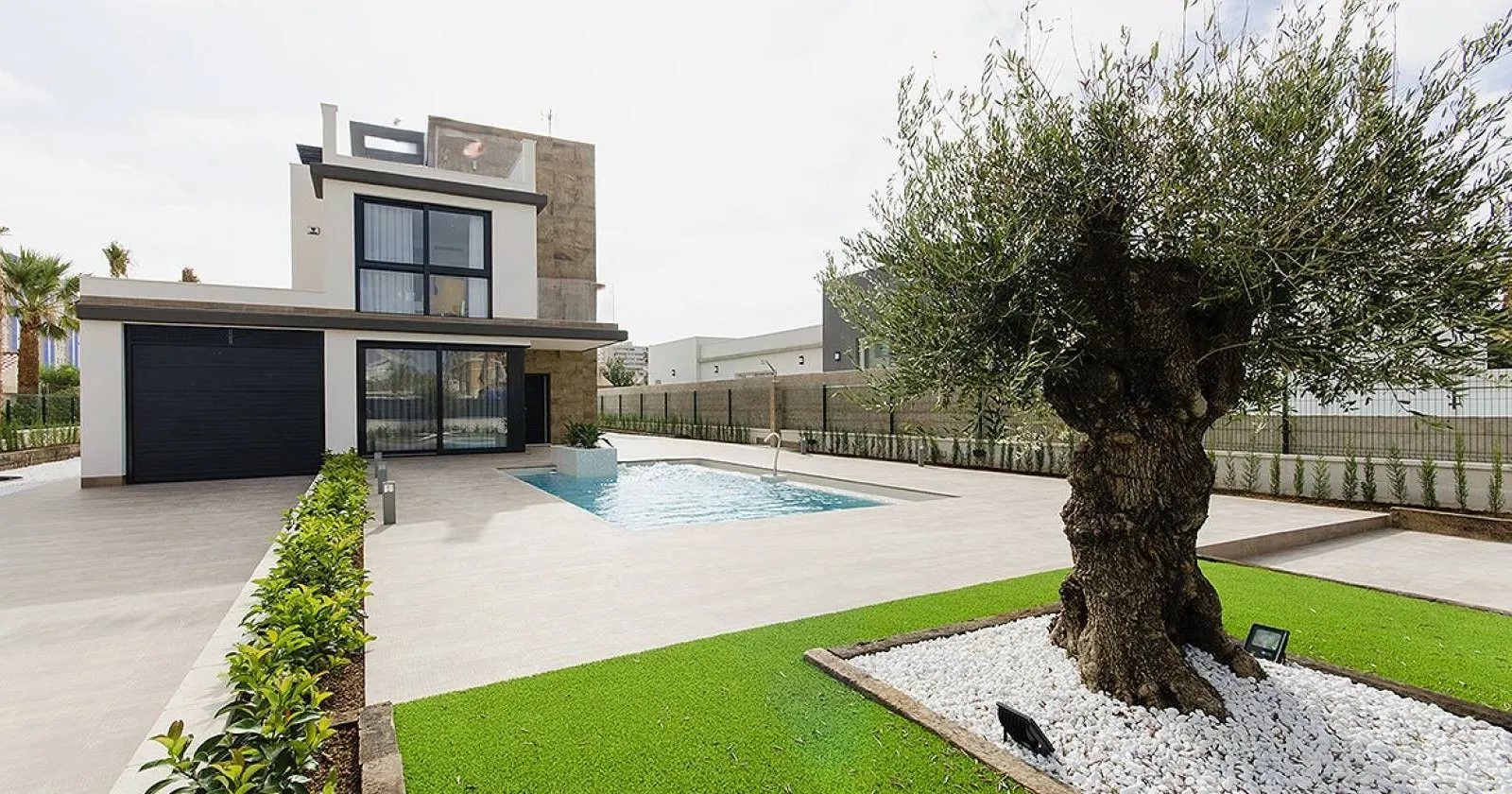 Villa de 6 dormitorios en Orihuela Costa, Costa Blanca — foto 1 de 30