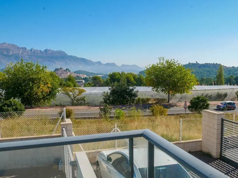 Villa de 4 dormitorios en Polop, Costa Blanca — foto 5 de 30
