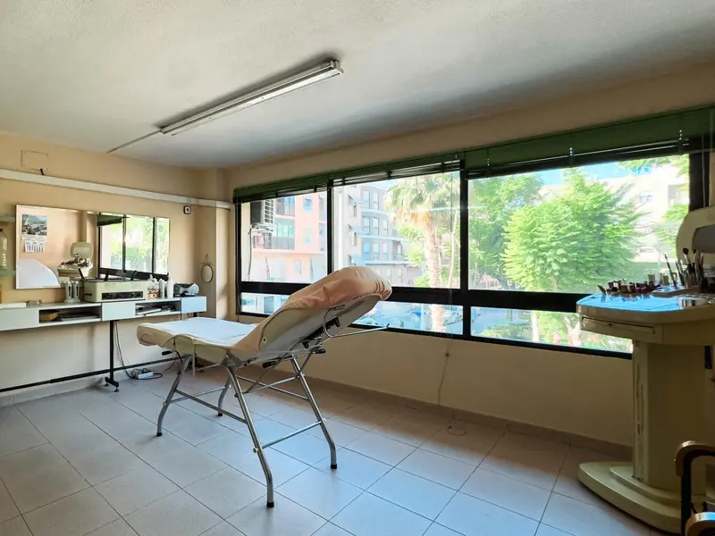 Комерційне приміщення у Elche, Коста-Бланка — фото 9 з 24